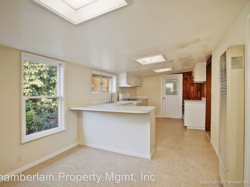 1st image of 1252 York Dr
