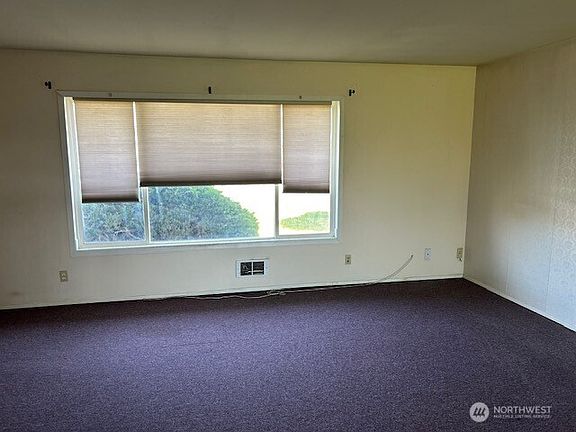 5th image of 9042 Forrestal Lane #B