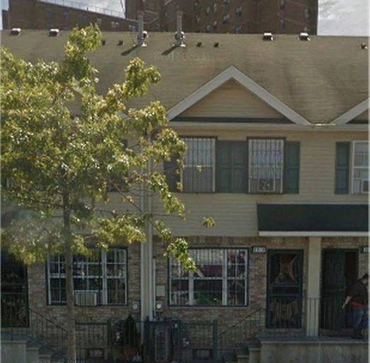 2nd image of 2218 Mermaid Ave