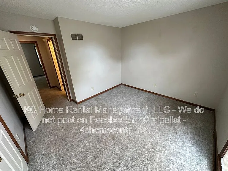 1420 SE 7th Pl — Photo 21