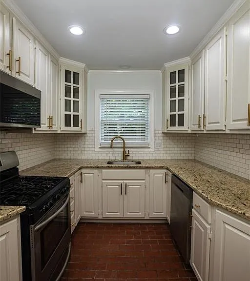 1311 Roxboro Dr — Photo 12
