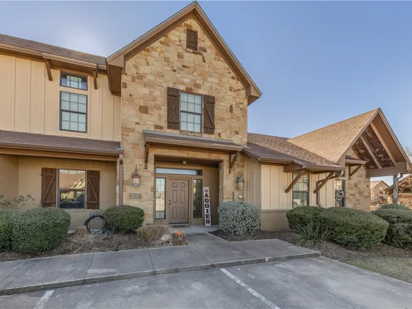 3227 Sergeant Dr, College Station, TX 77845