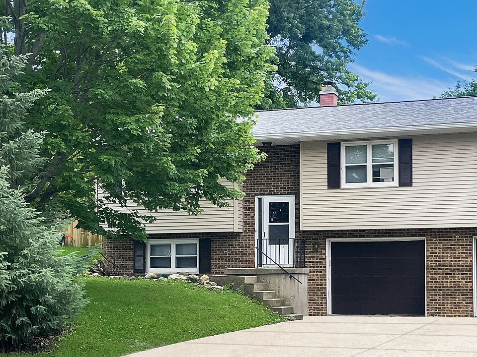 Woodview A Front