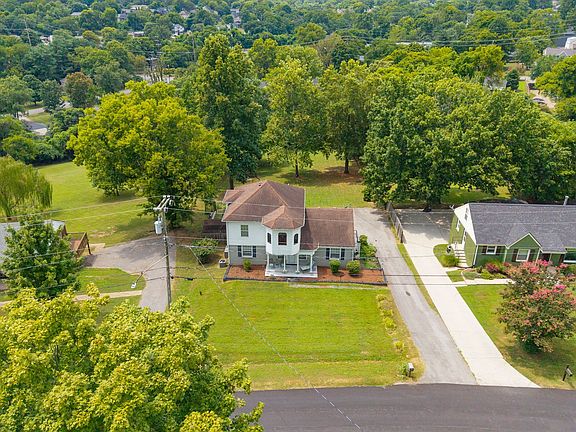 2nd image of 2610 Airpark Dr