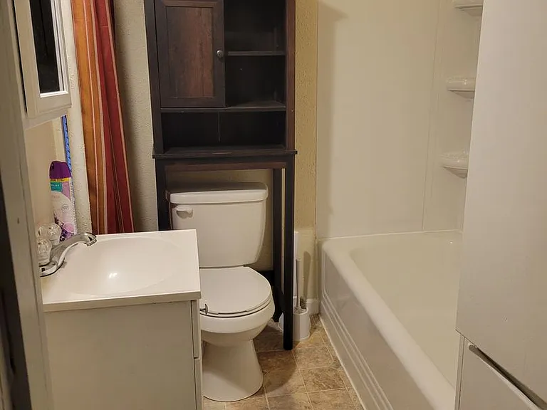 562 Atlantic Ave — Photo 8