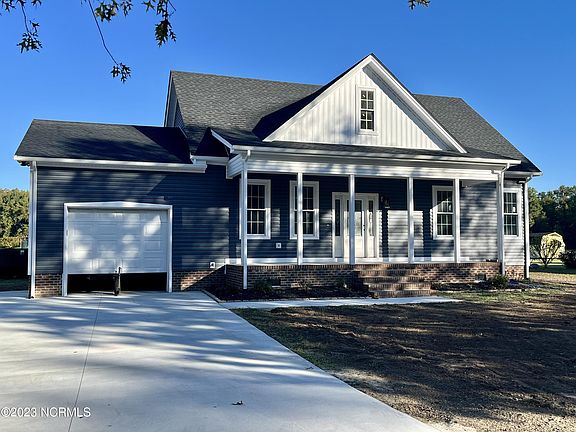 2nd image of 153 Cottonwood Drive