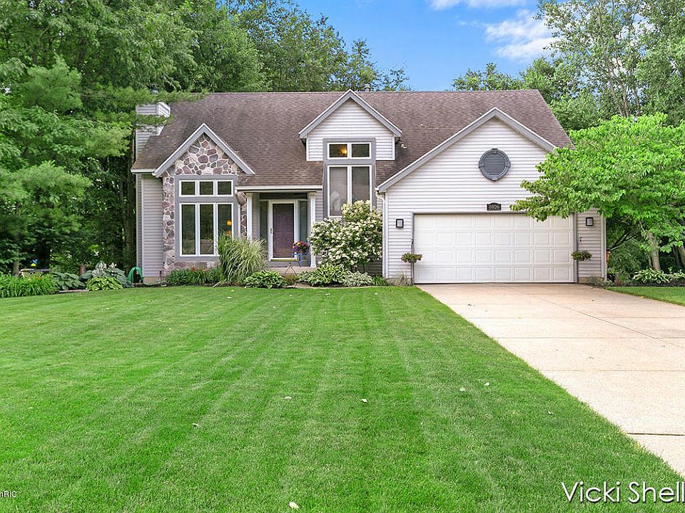 1st image of 5926 Arroyo Vista Dr NE