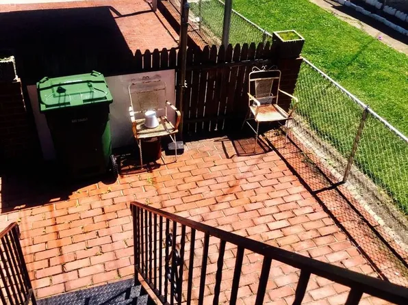 1911 Grinnalds Ave, Baltimore, MD 21230