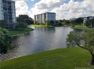 2226 N Cypress Bend Dr APT 301, Pompano Beach, FL 33069