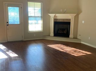 3106 Featherston Rd, Bentonville, AR 72712