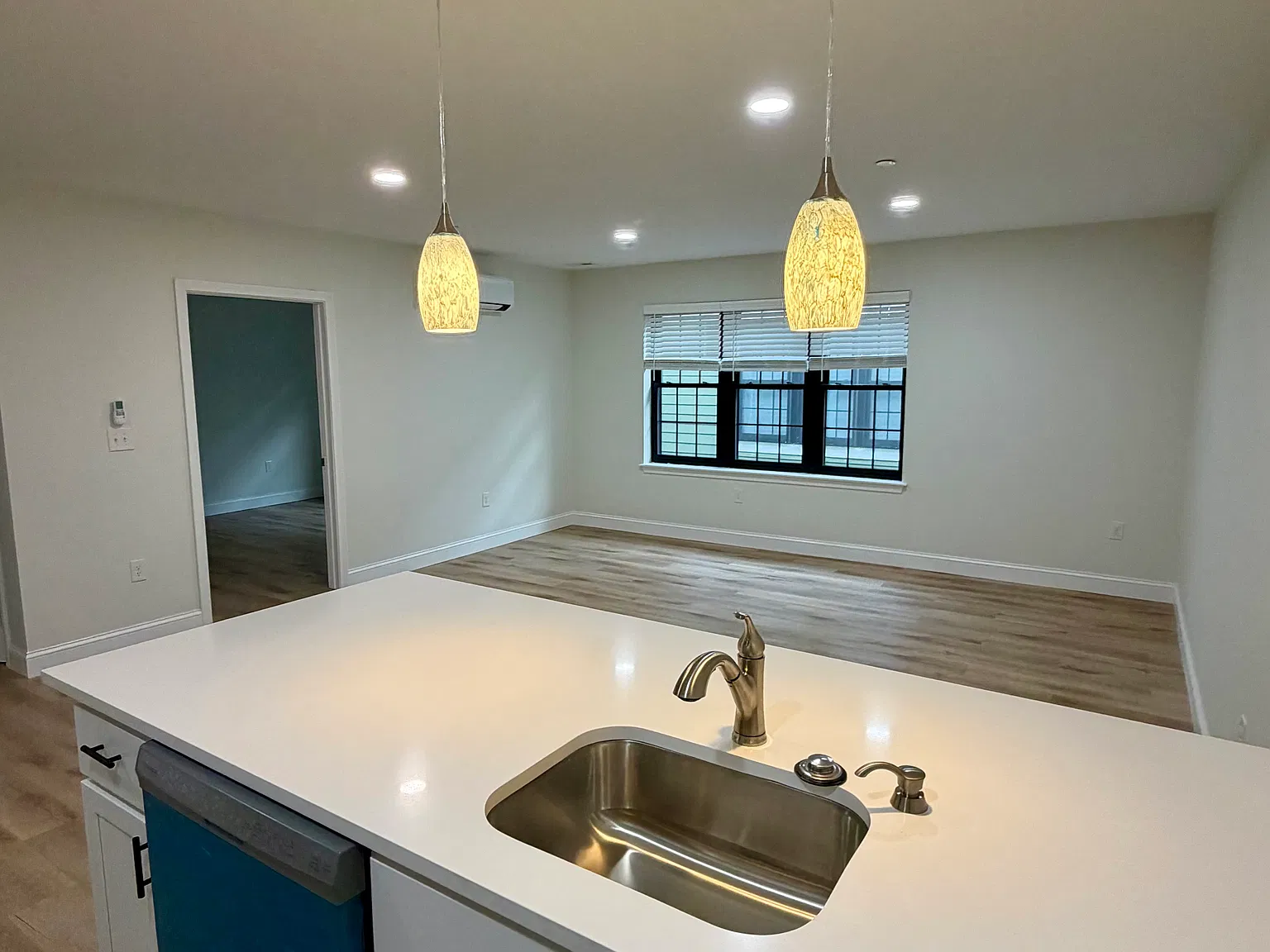 1 bed, 1.0 bath, 800 sqft, $2,895 — Photo 3