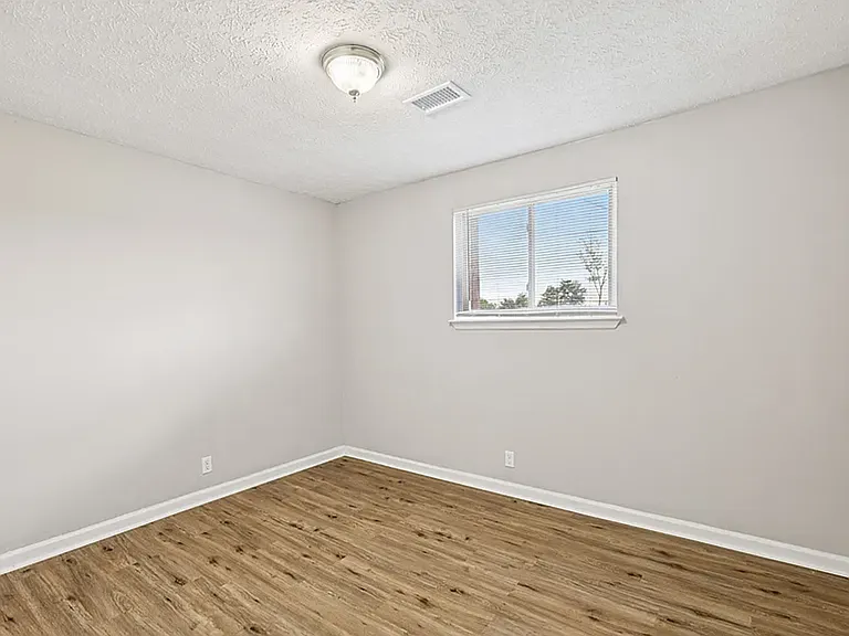 1200 Wh Davis Dr — Photo 11