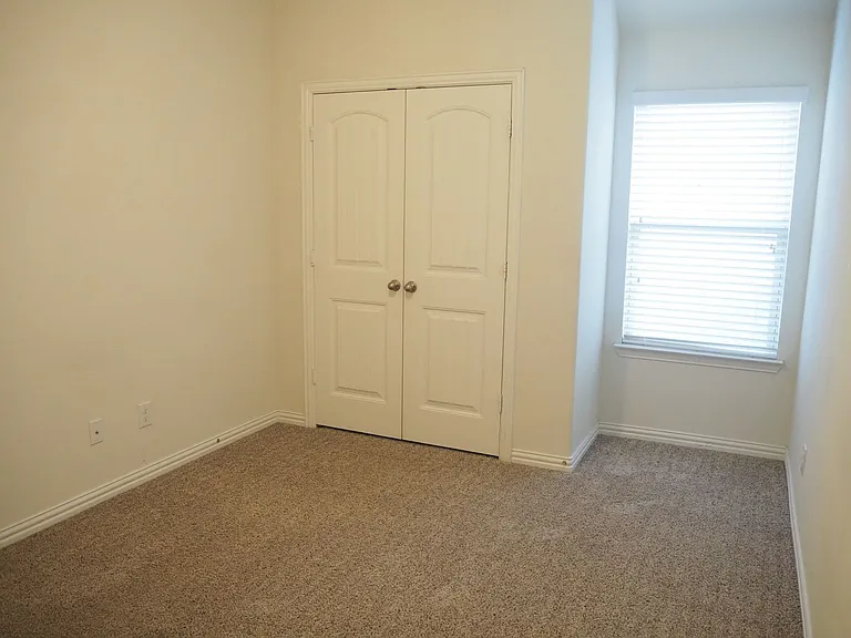 14832 Rocky Face Ln — Photo 33