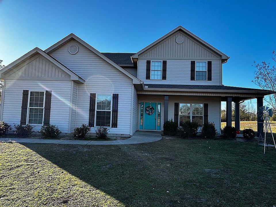 2 story 4 bedroom 3.5 bath