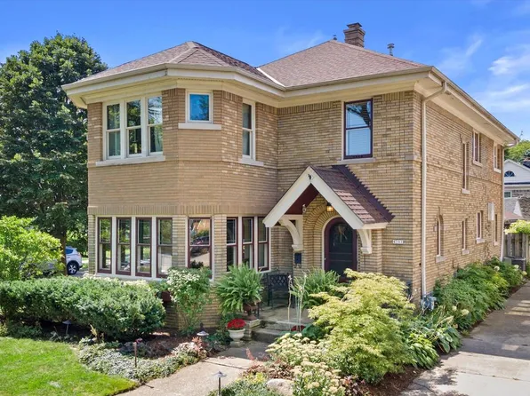 4101 N Morris BOULEVARD, Shorewood, WI 53211