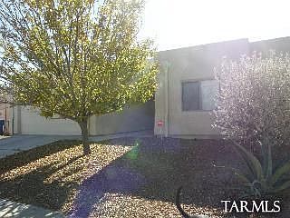 1st image of 1489 W Islington Ave