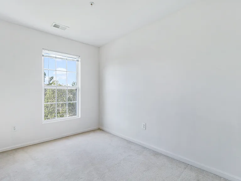 14330 Kimono Cir — Photo 10