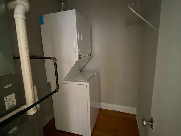 2540 W Augusta Blvd #2R — Photo 7