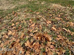 S Tom St, Webb City, MO 64870