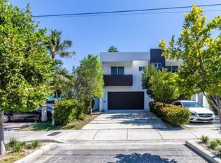 906 NE 15th Ave, Fort Lauderdale, FL 33304