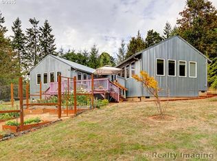 59654 Blue Jay Ln, Saint Helens, OR 97051