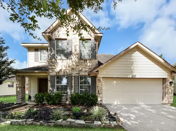 8527 Windy Thicket Ln, Cypress, TX 77433