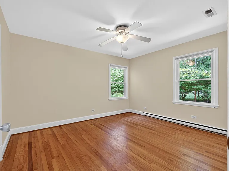 1272 Rio Rd E — Photo 13