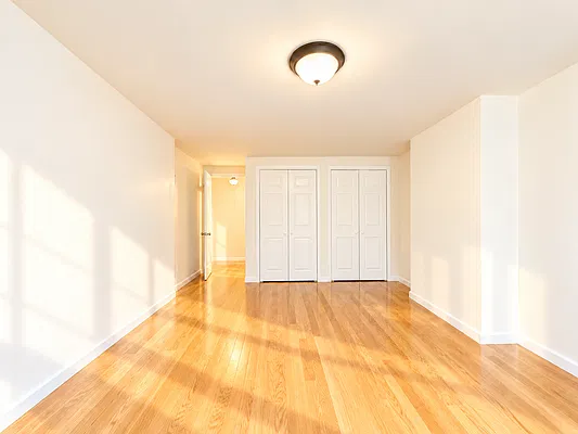 Bedroom, photo 4