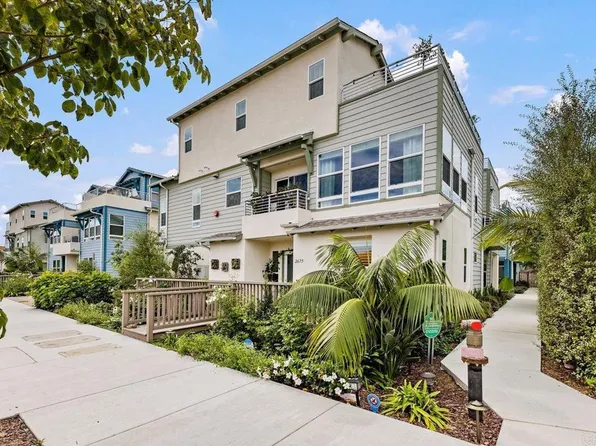2683 Roosevelt St, Carlsbad, CA 92008