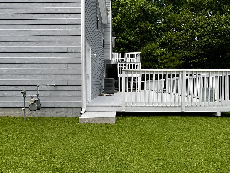 2371 Smith Ave SW — Photo 3