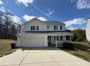 1570 Rockingham Dr, Winston Salem, NC 27103