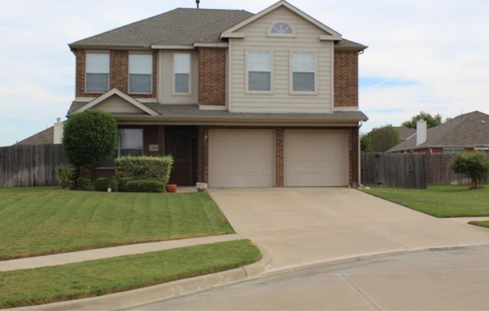 1st image of 1004 Abigail Dr
