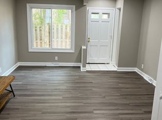 3220 N. Bartlett Ave., Milwaukee, WI 53211