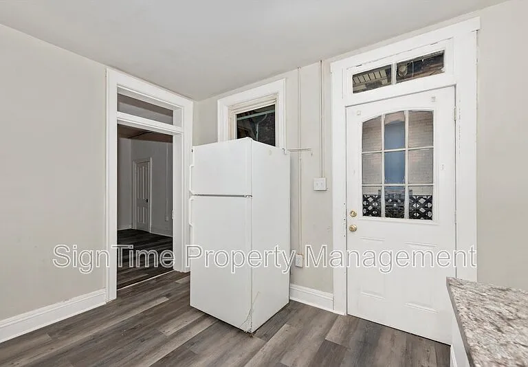 220 Summit Ave #2F — Photo 8
