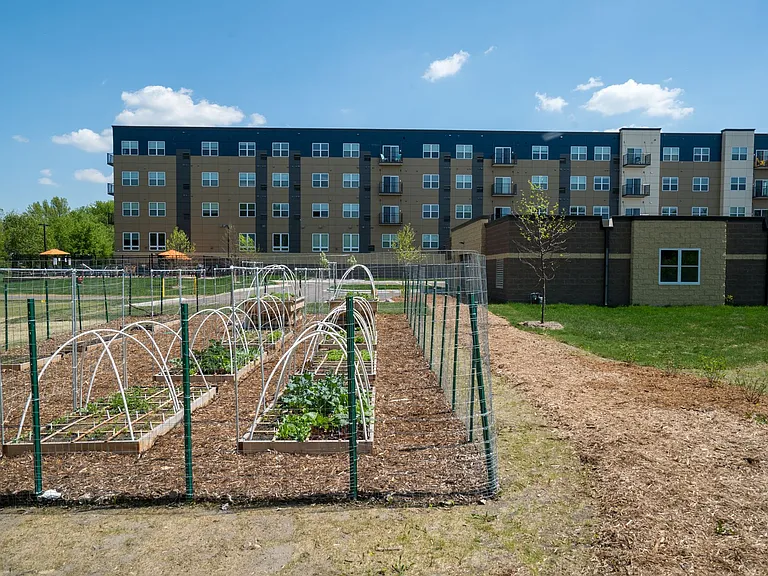 Viridian Central — Photo 12