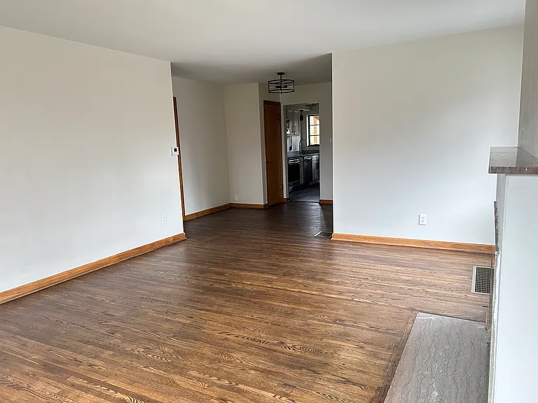 1314 W 7th Ave — Photo 8