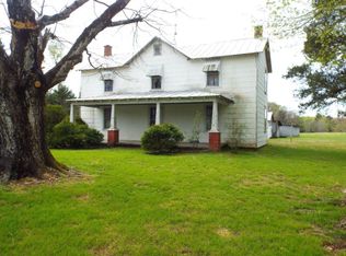 1044 Henderson Rd, Alton, VA 24520