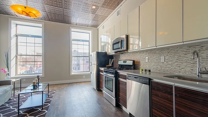 Rented by EXR | media 36