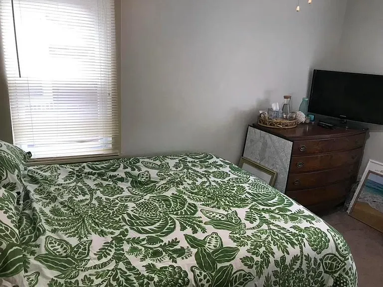 1320 S Negley Ave — Photo 8