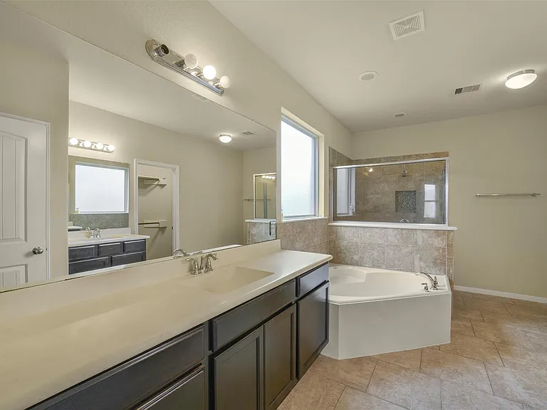 3511 Brampton Island Dr — Photo 23