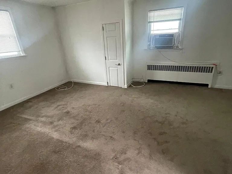 114 Glover Ave #2 — Photo 7