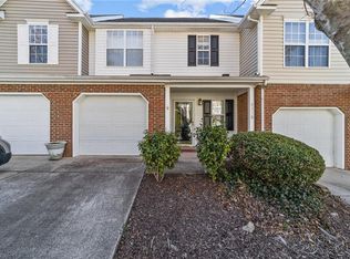 6318 Double Eagle Dr, Whitsett, NC 27377