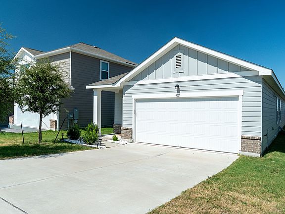 2nd image of 402 Gemsbok Rd