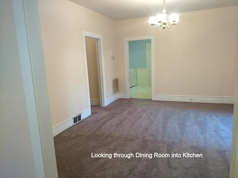 212 Dianne St — Photo 5