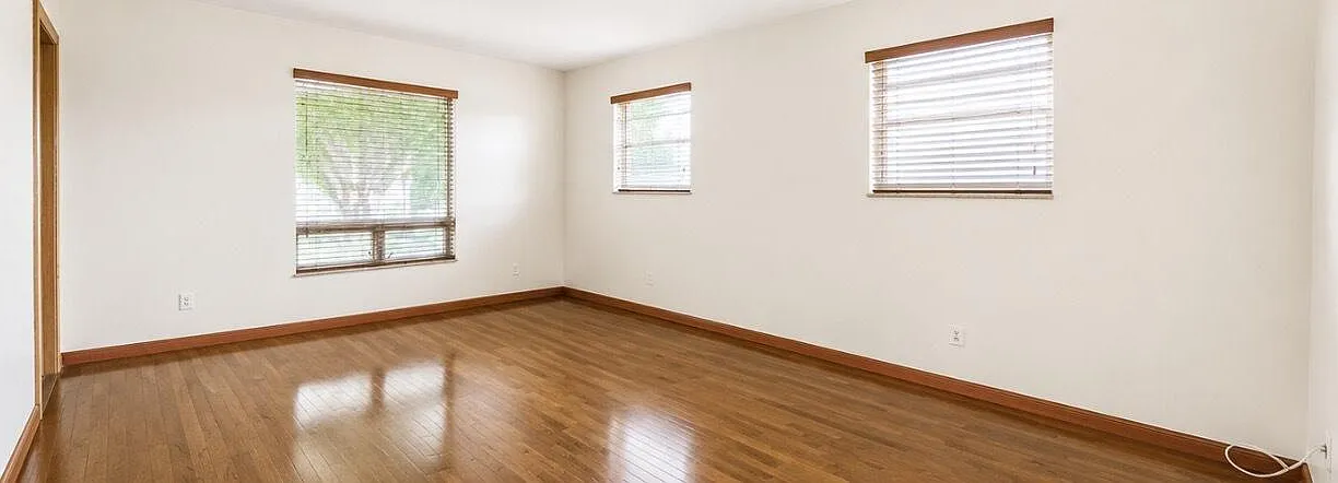4 bed, 2.0 bath, 1734 sqft, $3,800 — Photo 3