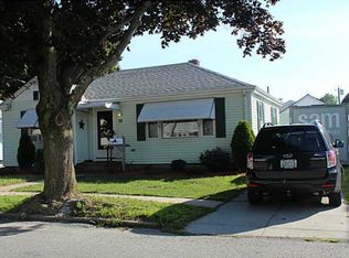 99 Jordan Ave, Cranston, RI 02910