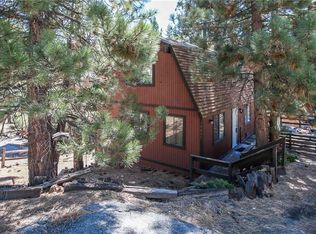 39267 Crest Ln, Big Bear Lake, CA 92315