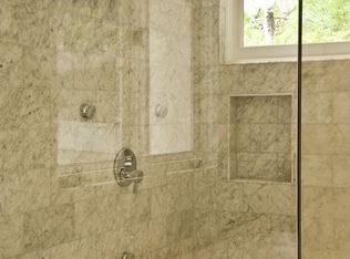 1010 Roscomare Rd, Los Angeles, CA 90077