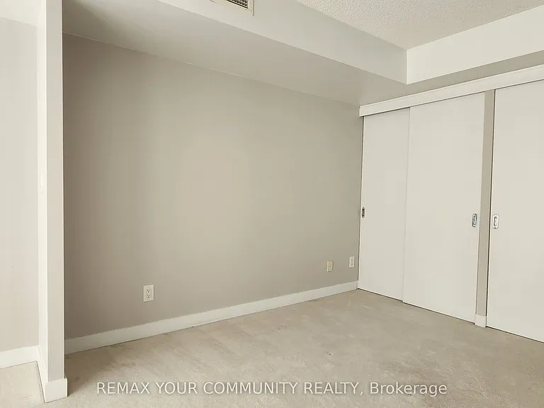 110 Charles St E #1704 — Photo 19