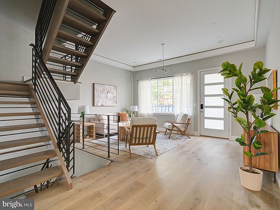 3rd image of 2616 S 18th St #14